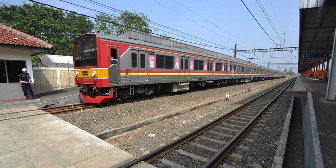 KRL Tanah Abang–Rangkasbitung Kembali Normal Usai Gangguan di Stasiun Kebayoran